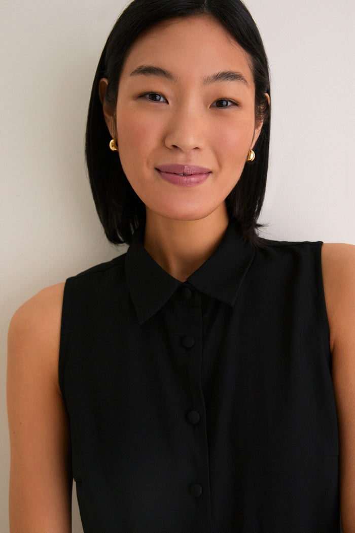 Black Sleeveless Ashlen Blouse
